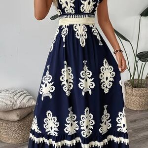 Source Unknown Navy and Cream Patterned Maxi Dress